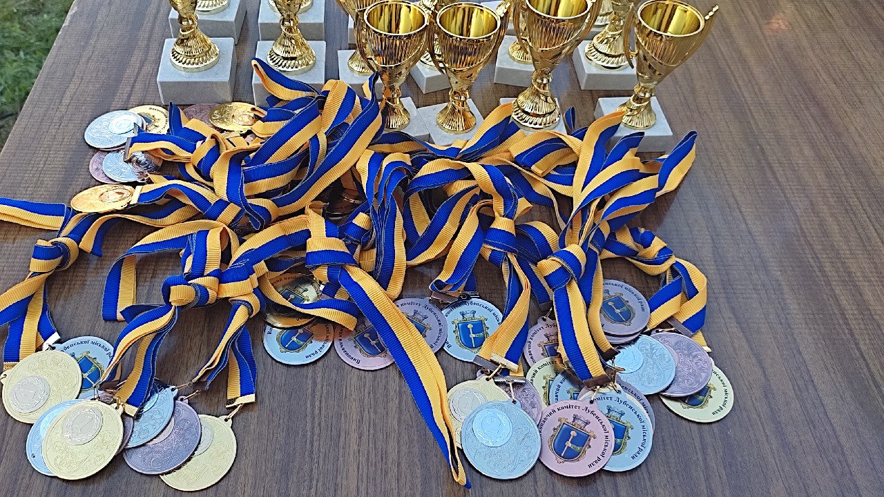 З Днем фізичної культури і спорту!